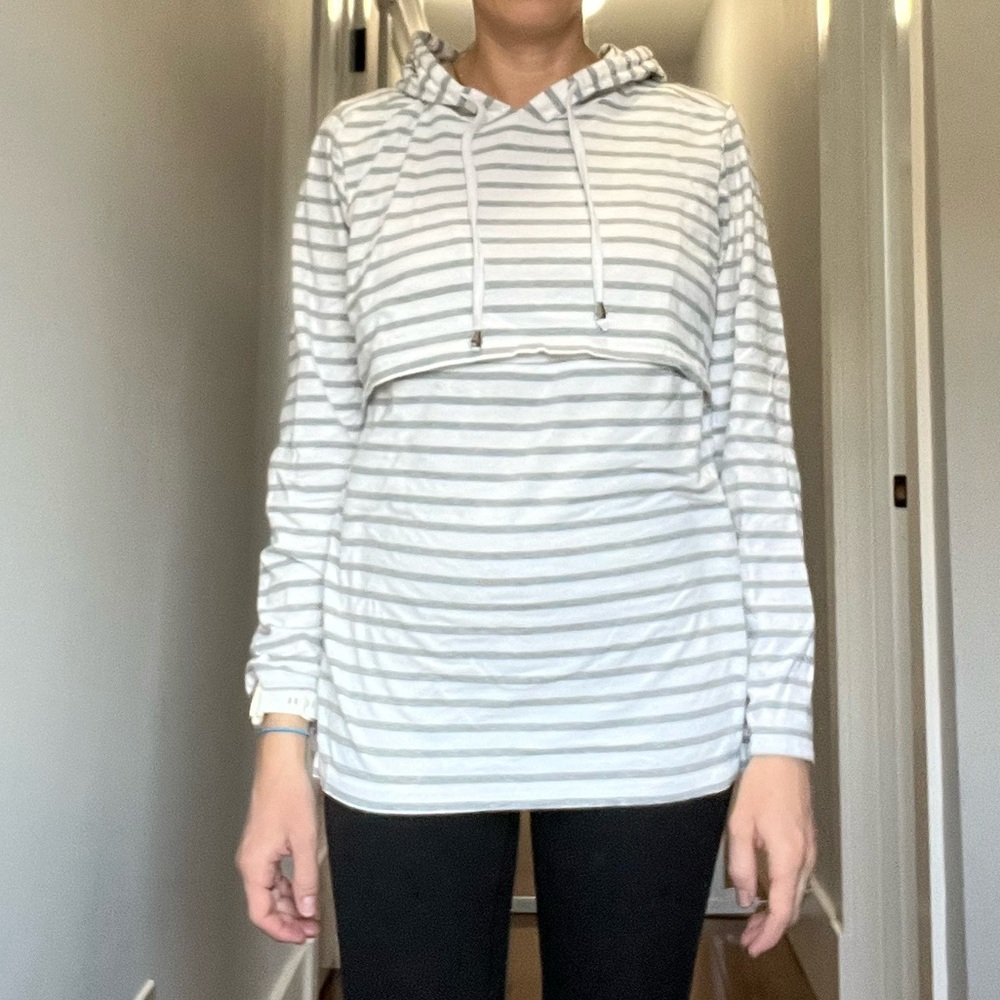 Nursing hoodie striped
